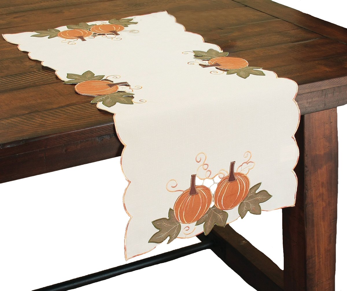 XD14983 Pumpkin Patch Table Runner featuring intricate pumpkin embroidery and warm autumn colors, perfect for Thanksgiving decor.