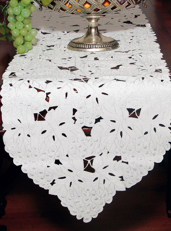 XD56864 Napa Collection table linens featuring elegant flower embroidery and hand-rendered cutwork, perfect for spring and summer dining.