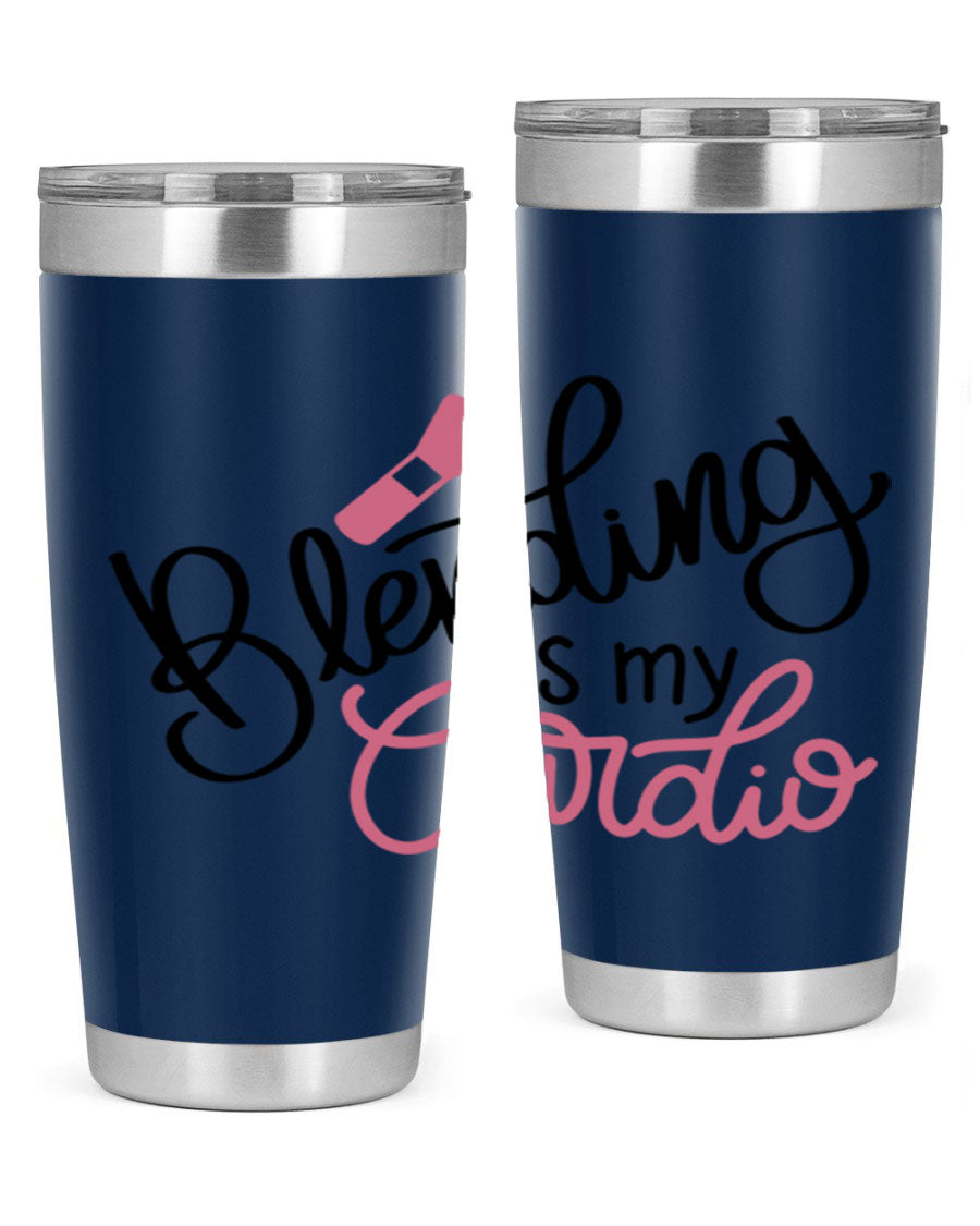 Blending is my Cardio Style 129# Tumbler in stainless steel with a stylish design, perfect for hot and cold beverages.