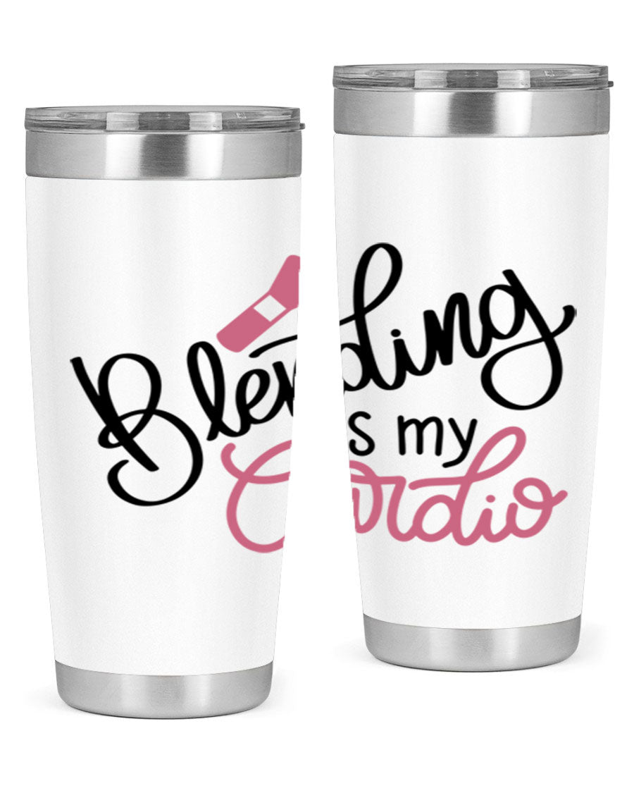 Blending is my Cardio Style 129# Tumbler in stainless steel with a stylish design, perfect for hot and cold beverages.