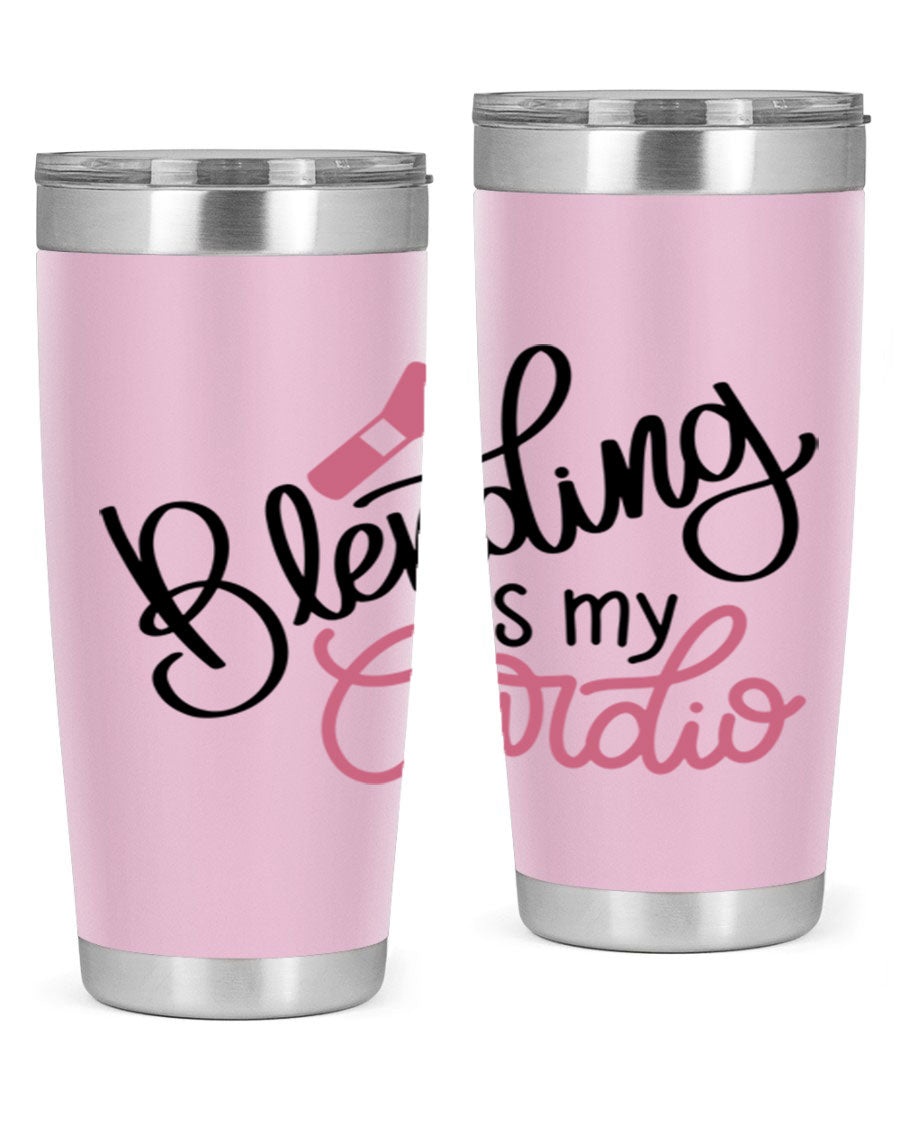 Blending is my Cardio Style 129# Tumbler in stainless steel with a stylish design, perfect for hot and cold beverages.