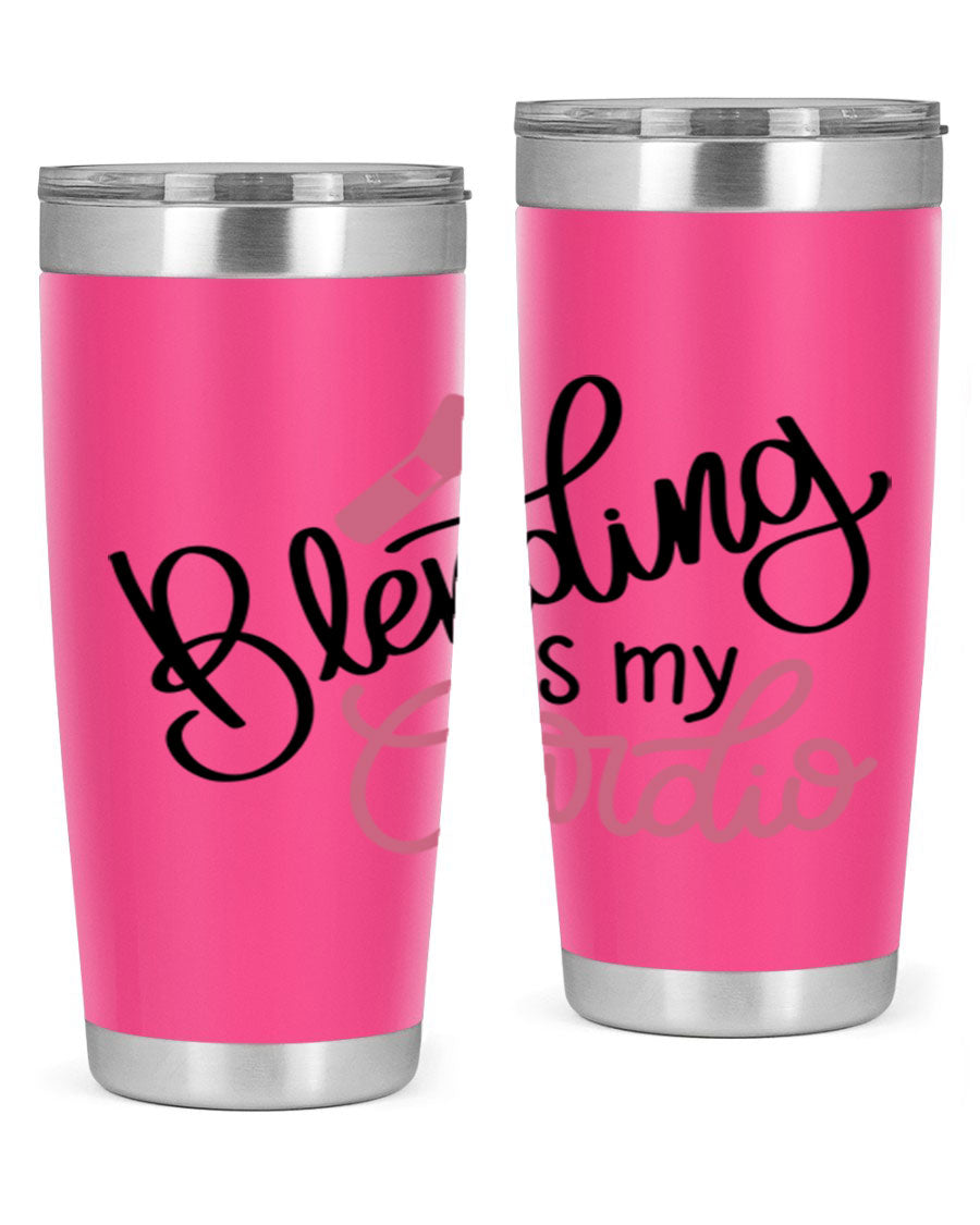 Blending is my Cardio Style 129# Tumbler in stainless steel with a stylish design, perfect for hot and cold beverages.