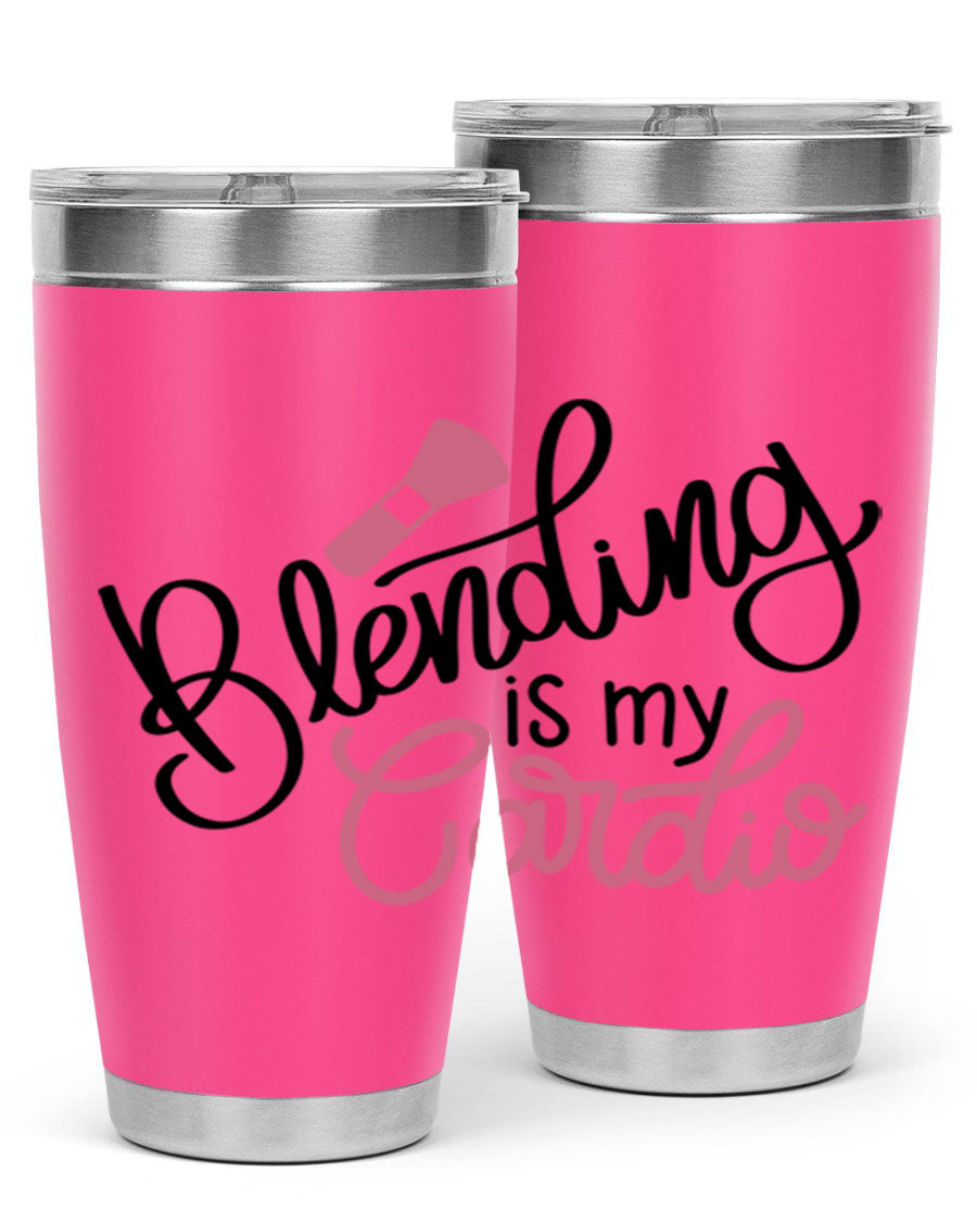 Blending is my Cardio Style 129# Tumbler in stainless steel with a stylish design, perfect for hot and cold beverages.