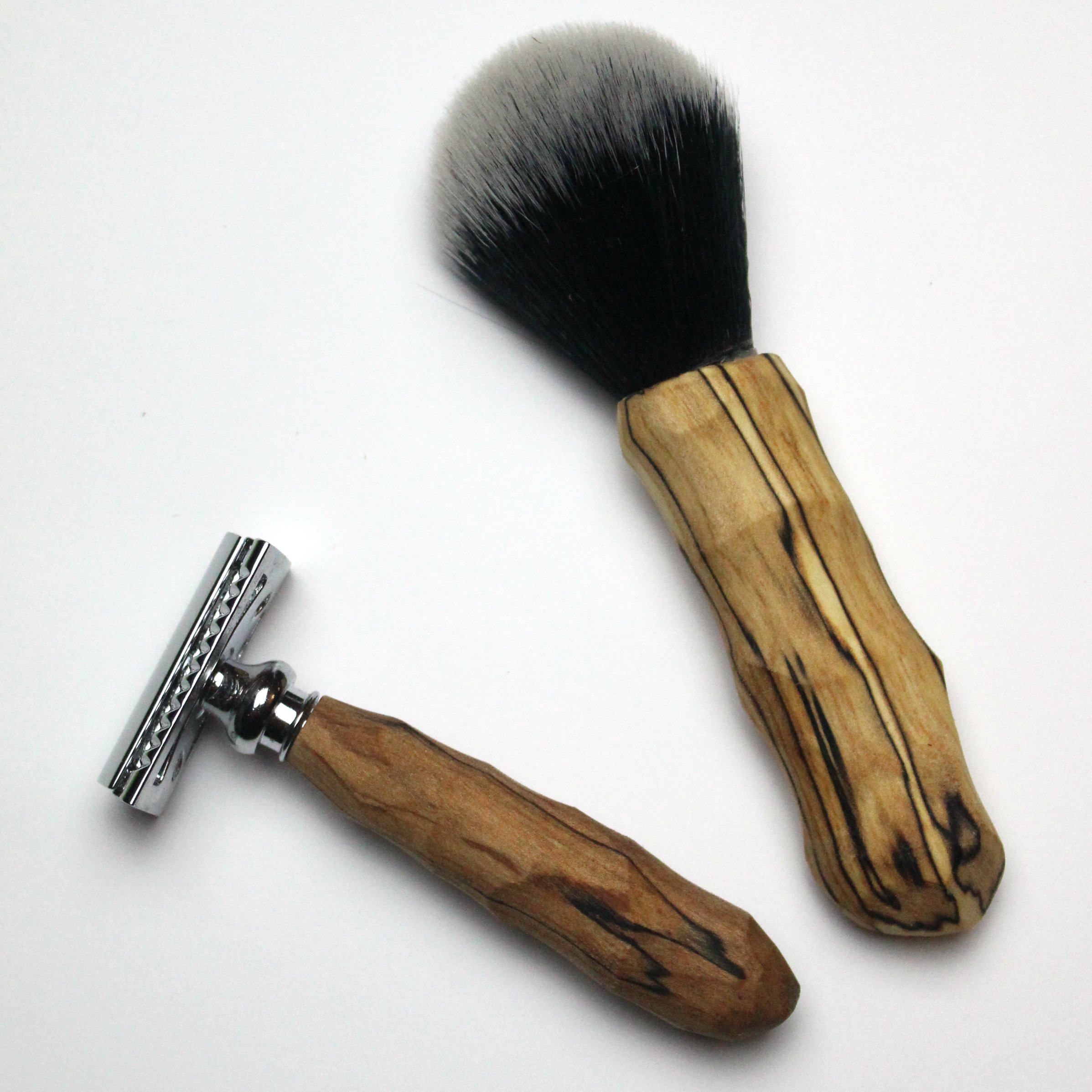 Chiseled Safety Razor and Shaving Brush Combo Set displayed in an elegant gift box with satin lining.