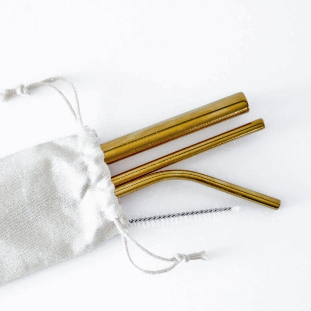 Sweetie Set featuring eco-friendly metal straws in a stylish cotton linen drawstring bag, perfect for drinks.