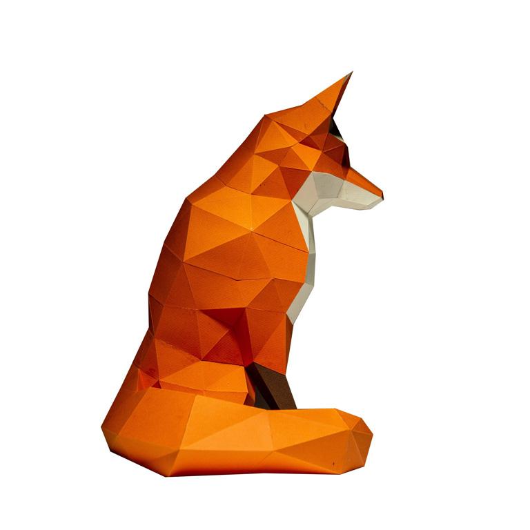 Black Fox Model - Limited Edition, a 3D paper art piece showcasing a clever fox design, perfect for decoration and creativity.