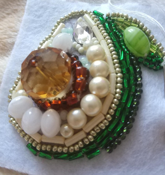 BP-213C Beadwork kit featuring colorful Preciosa and Crystal Art beads for creating an avocado-themed brooch.