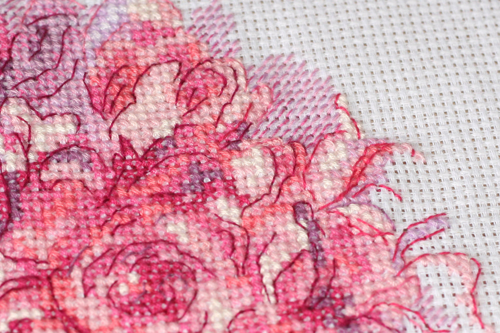 Cross-stitch kit Flower grace AH-172 featuring cotton canvas, colorful floss, and symbol scheme for easy stitching.