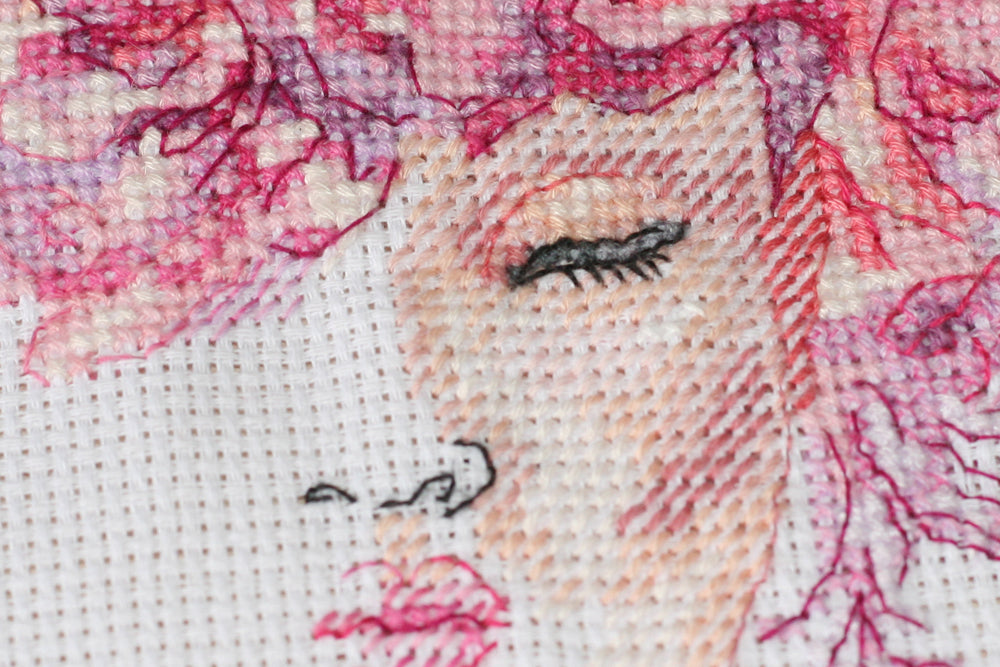 Cross-stitch kit Flower grace AH-172 featuring cotton canvas, colorful floss, and symbol scheme for easy stitching.