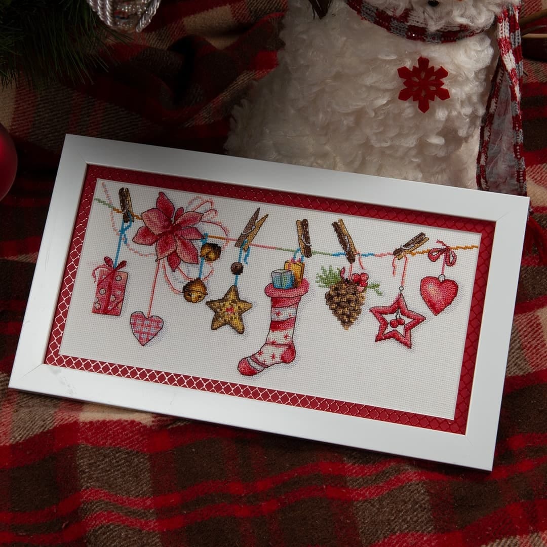 Cross-stitch kit M-446C featuring festive design, includes fabric, floss, beads, and needle.