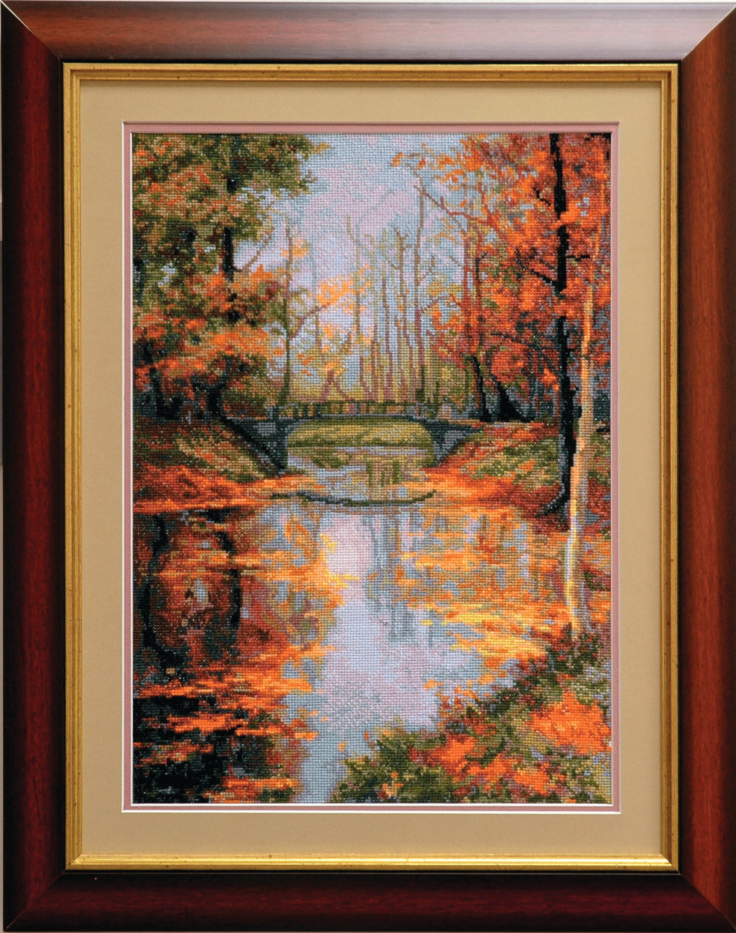 Cross-stitch kit No562C featuring autumn-themed design, includes fabric, threads, and needle.