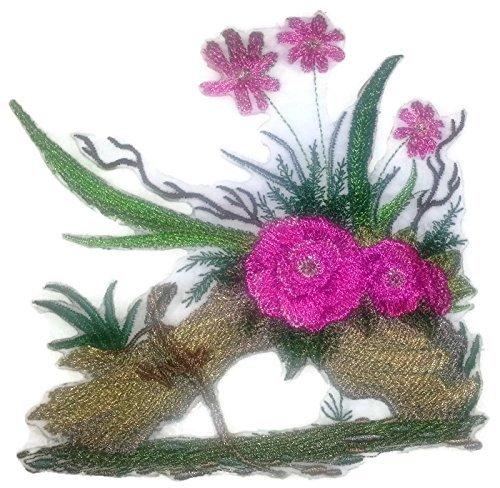 Decorative Ikebana and Lizard embroidered patch showcasing vibrant colors and intricate design, ideal for sewing or ironing on garments.