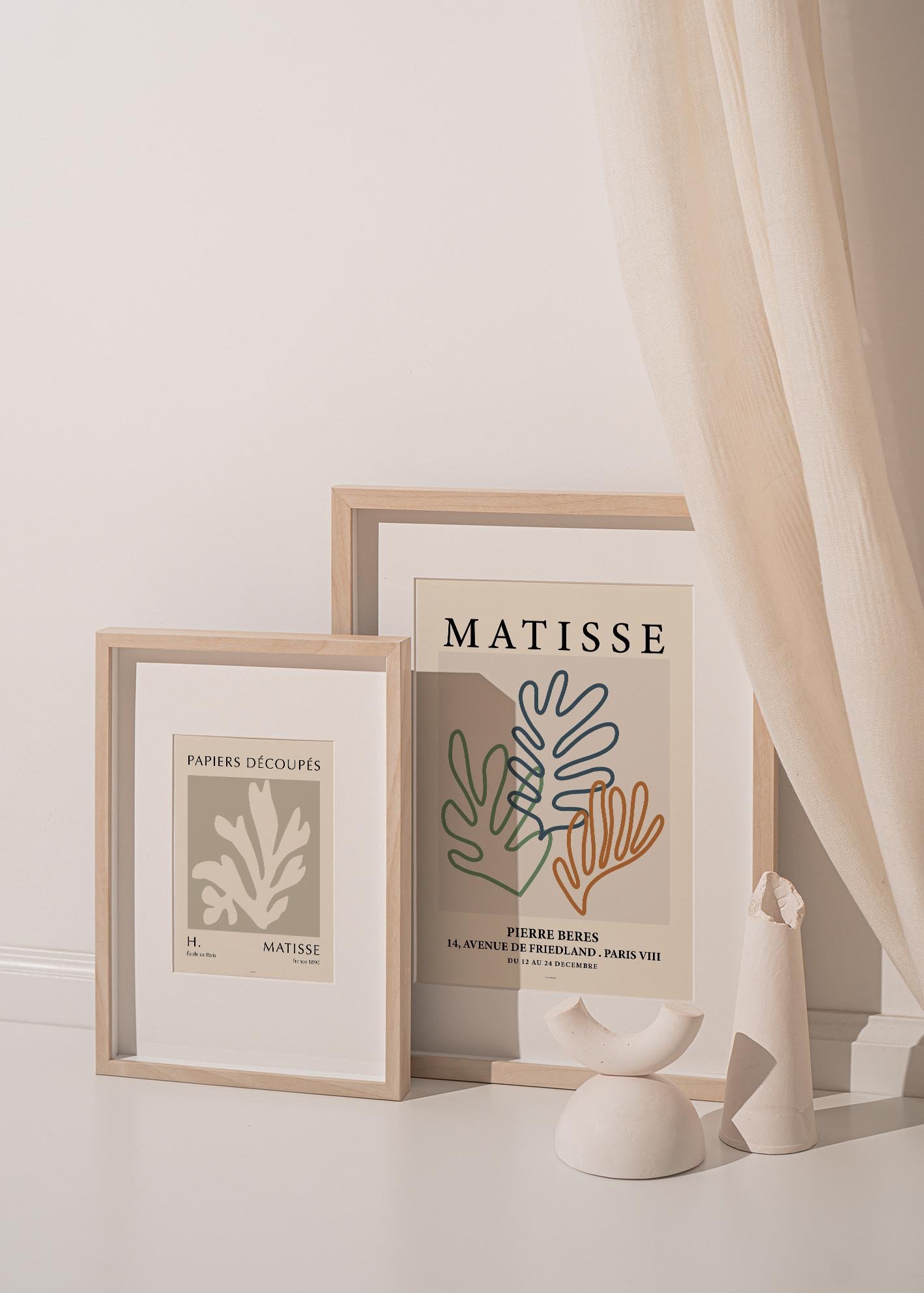 Art print from the Matisse DÉCOUPÉS collection featuring colorful paper cutouts inspired by Henri Matisse's innovative techniques.