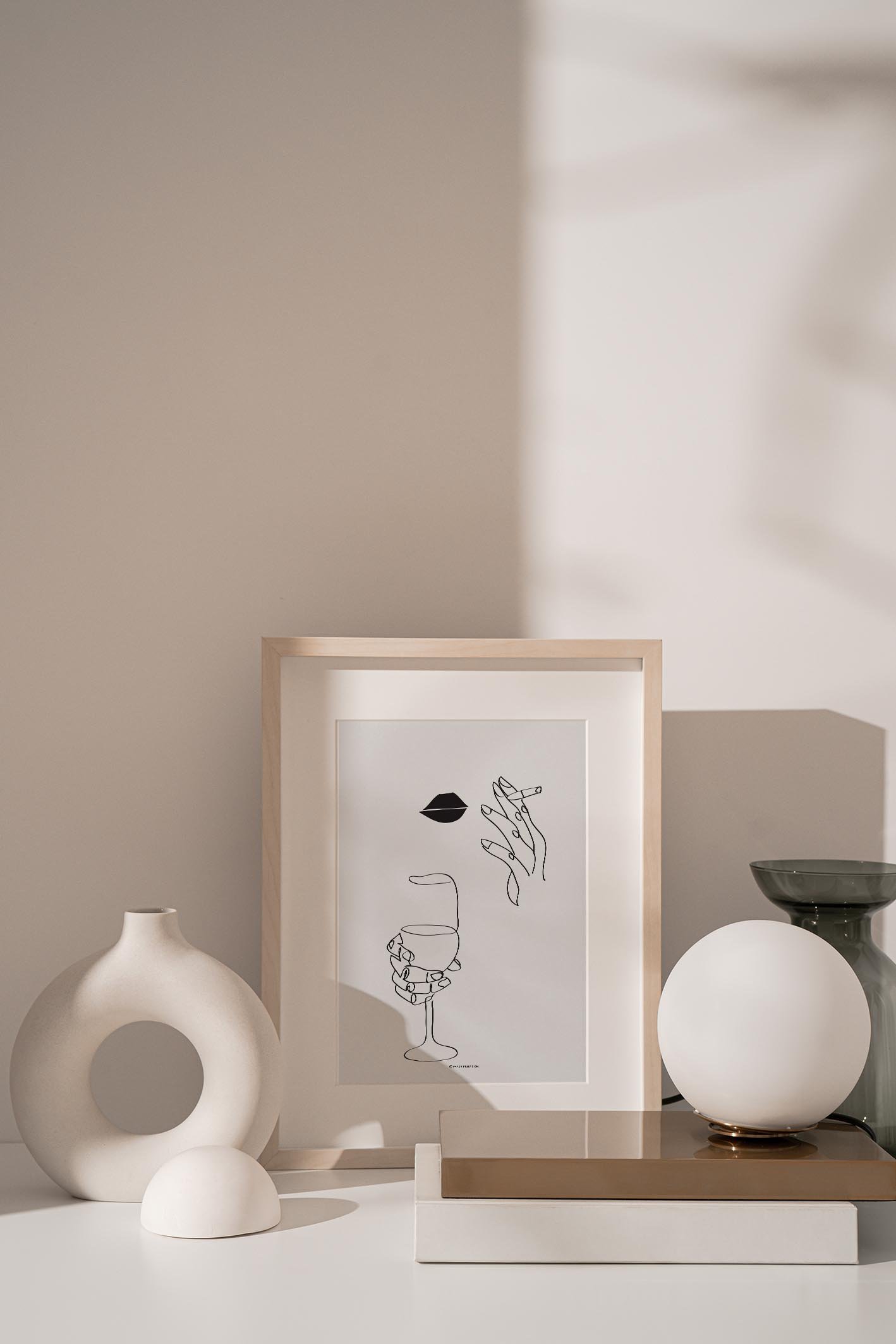 Parisienne (Blanc) art print showcasing elegant design on high-quality stock.