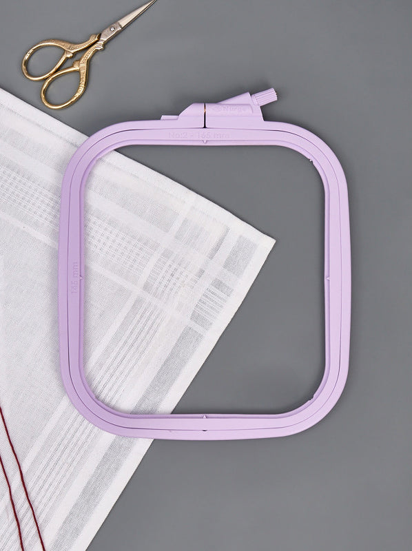 Nurge 170-13 Pastel Lilac Square Hoop, measuring 195mm x 220mm, designed for embroidery and needlecraft.