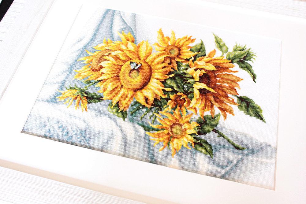 Sunflowers B2264L Counted Cross-Stitch Kit featuring vibrant sunflower design with Aida canvas and Anchor threads.