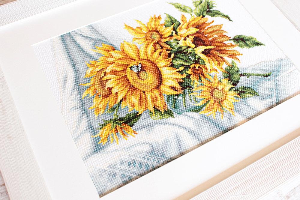 Sunflowers B2264L Counted Cross-Stitch Kit featuring vibrant sunflower design with Aida canvas and Anchor threads.