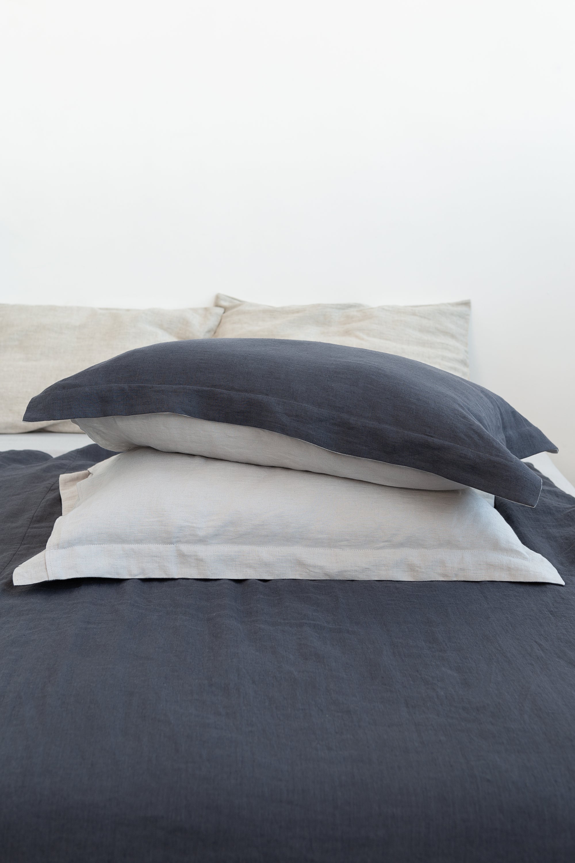 Honey Linen Sham Pillowcase made from 100% natural linen, showcasing its soft texture and warm color.