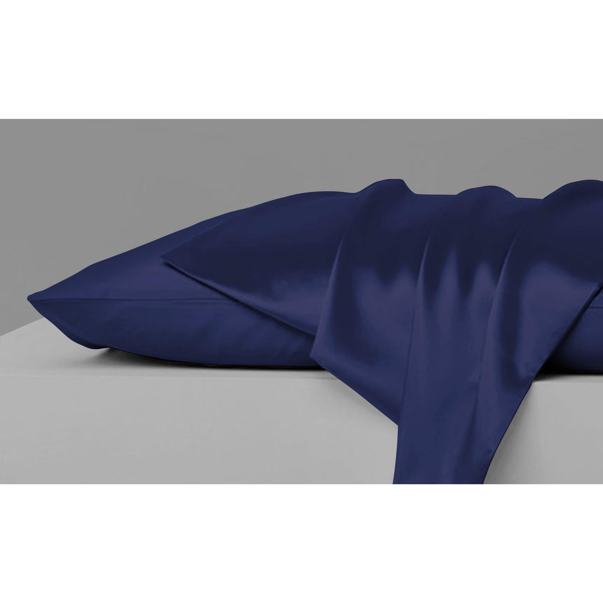 Luxurious satin anti-acne pillowcase in queen size, showcasing its smooth texture and elegant design.