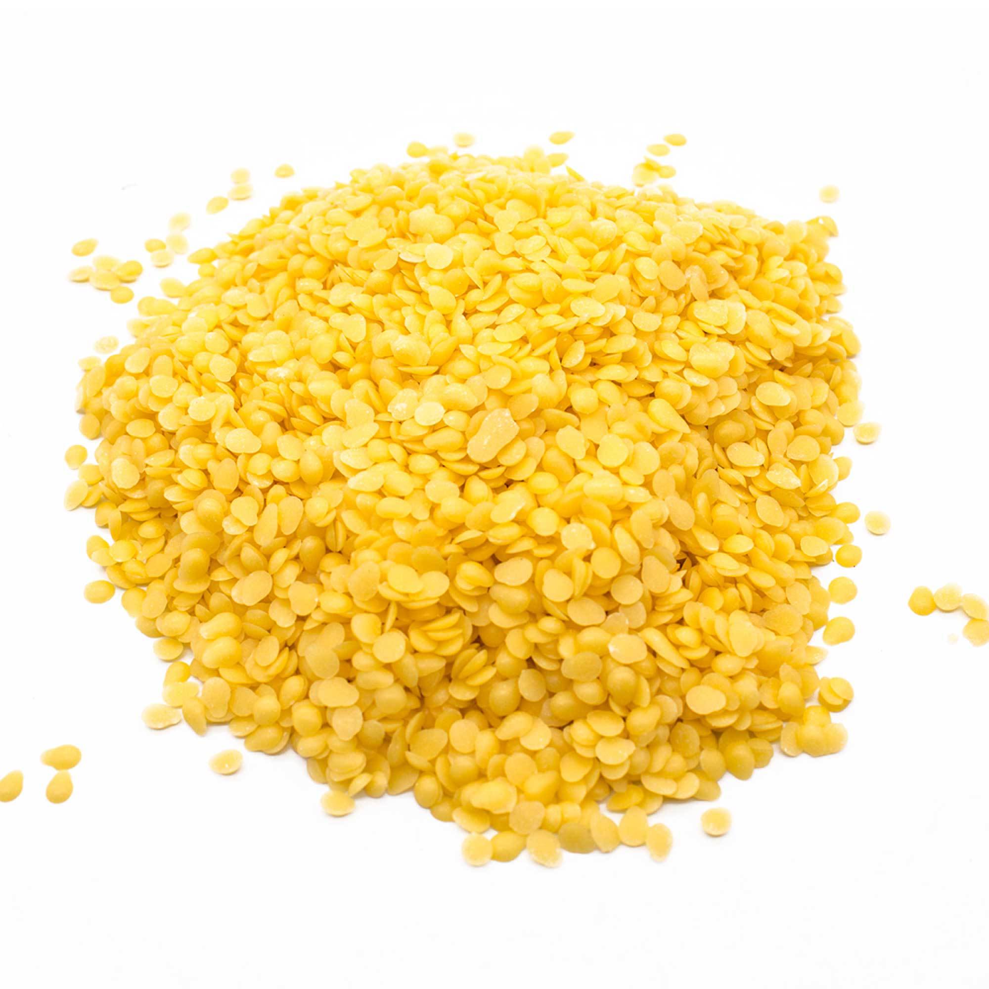 100g bag of organic beeswax pellets in yellow color, ideal for candle making and cosmetics.