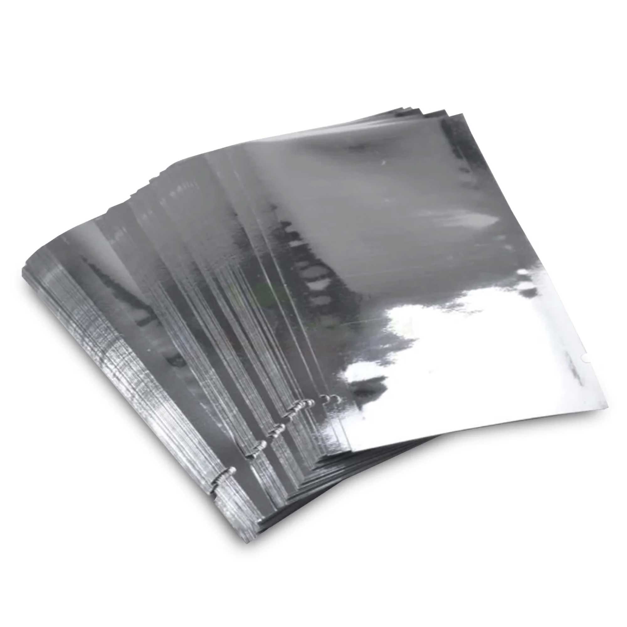 100 Mylar vacuum food pouches, 13x18cm, silver color, standing base design for easy storage.