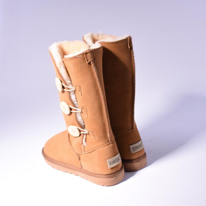 2021 HOT SELL CLASSIC DESIGN TALL 3 BUTTON WOMEN SNOW BOOTS featuring a tall design, three-button closure, and warm fur material.