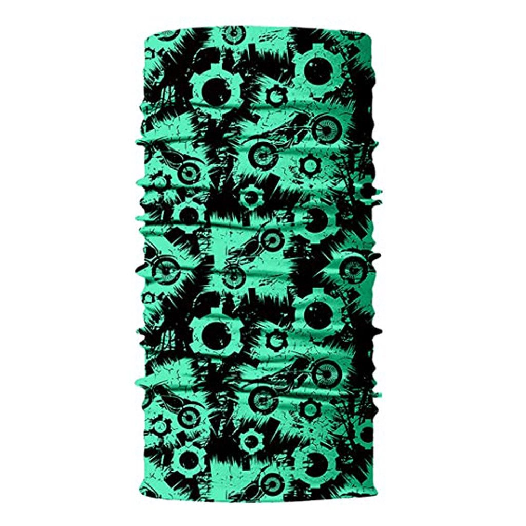 3D Camouflage Skull Bandana Buffs Neck Gaiter in outdoor setting, showcasing its stylish design and versatility.