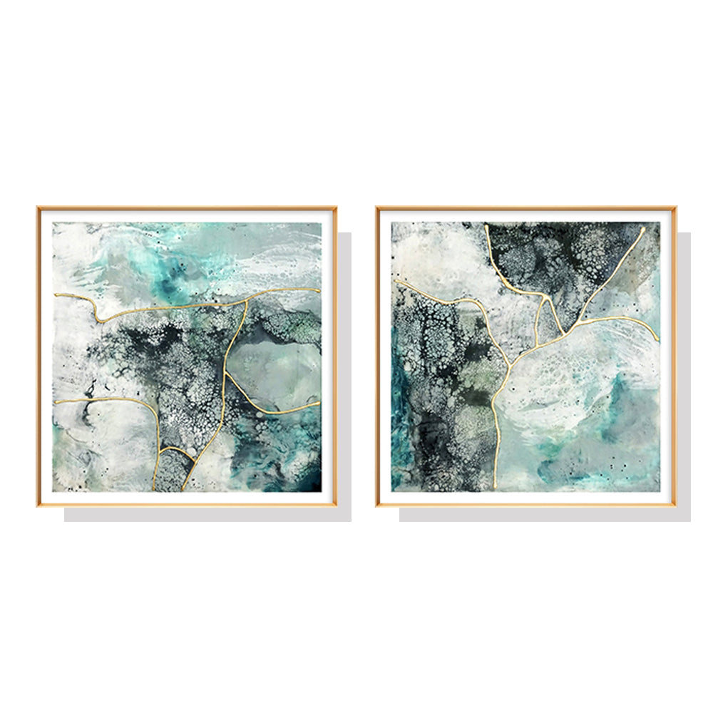 50cmx50cm marbled green canvas wall art framed in gold, showcasing a floating effect and premium quality.