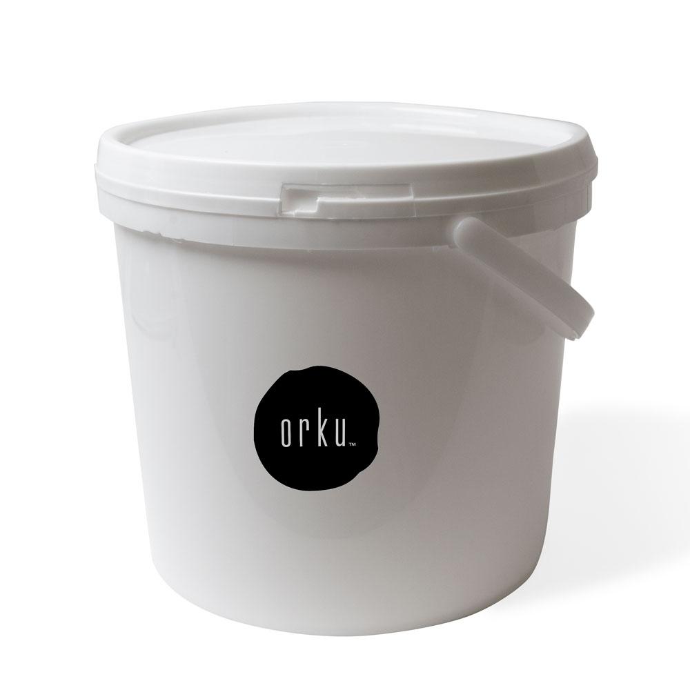 5Kg bucket of Xylitol Crystal Powder, a natural sweetener with a white crystalline appearance, ideal for healthy cooking and baking.