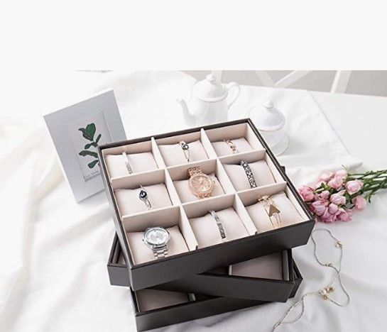 Set of 3 stackable 9 Bracelet Storage Trays made of synthetic leather, featuring 27 soft pillows for displaying and protecting bracelets.