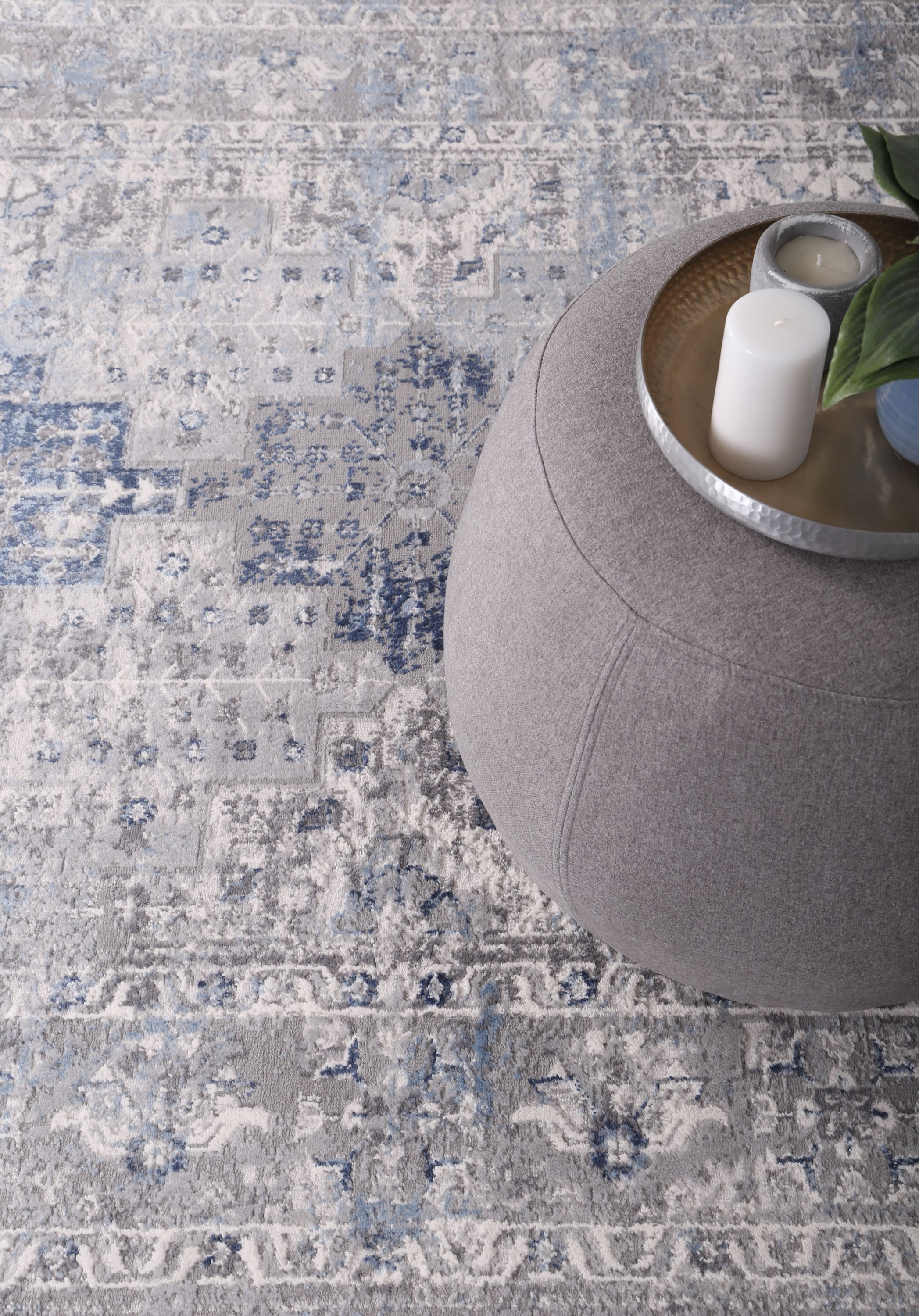 Amelia Navy Blue Oriental Rug measuring 160x230 cm with abstract designs, perfect for enhancing home decor.