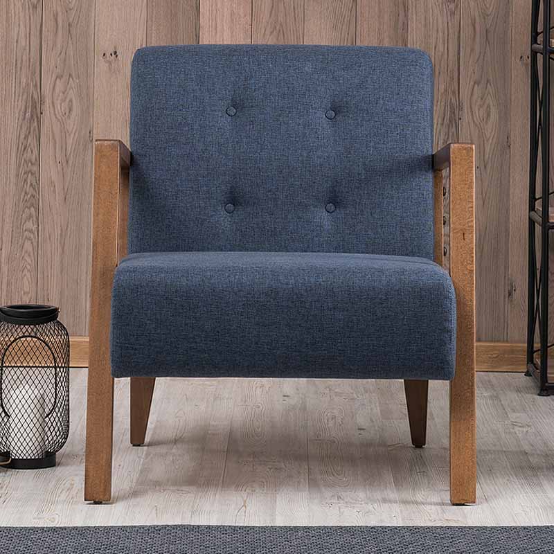 BUCKINGHAM Blue Armchair with brown accents and natural beech wood legs, measuring 67x76x78cm.