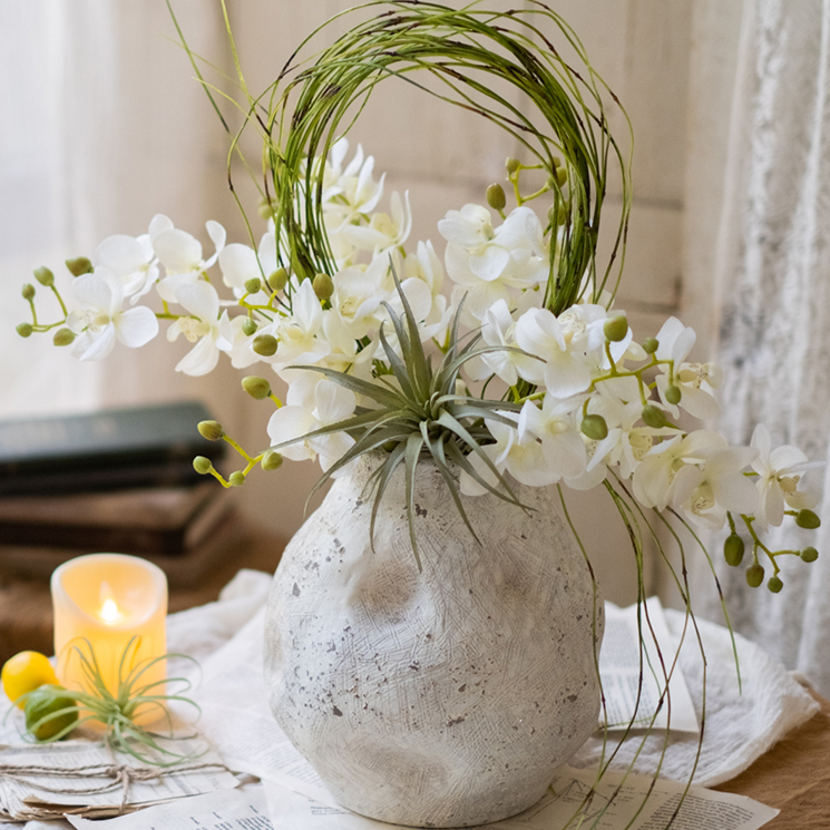 Artificial Rough Horsetail Thin Vine Ikebana in vibrant green and yellow-green colors, showcasing its realistic design and long length.