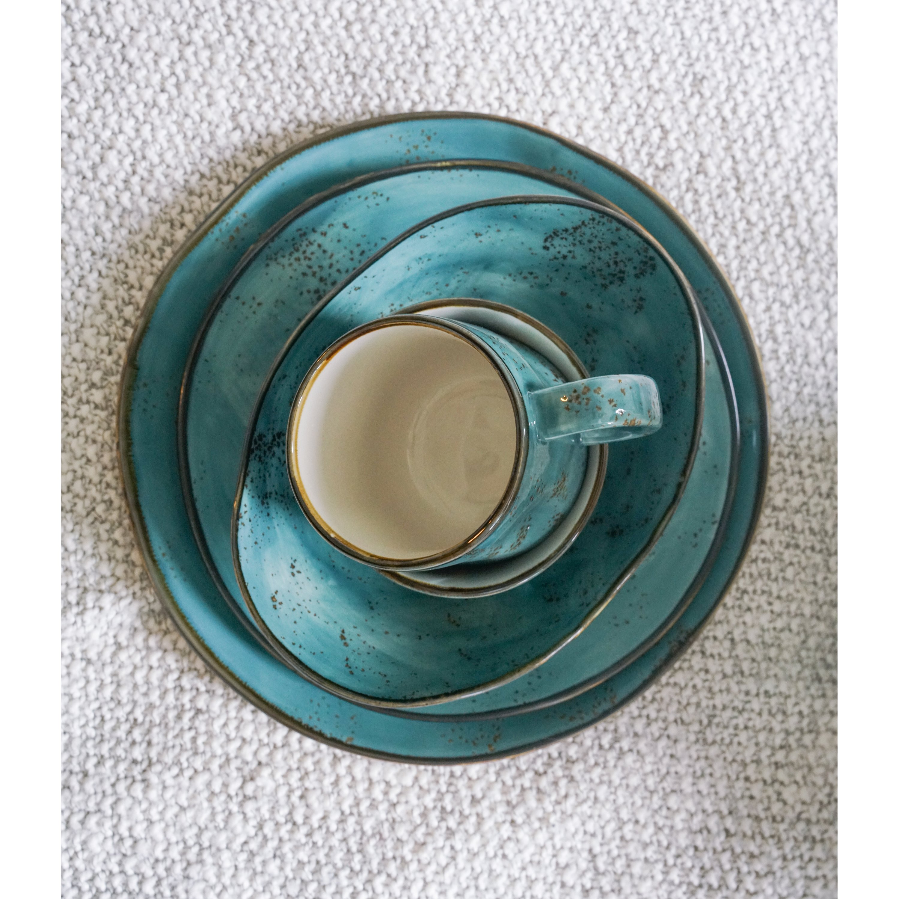 Artisan 5-Piece Place Setting featuring a big plate, small plate, angled bowl, mini bowl, and stackable mug in various colors.