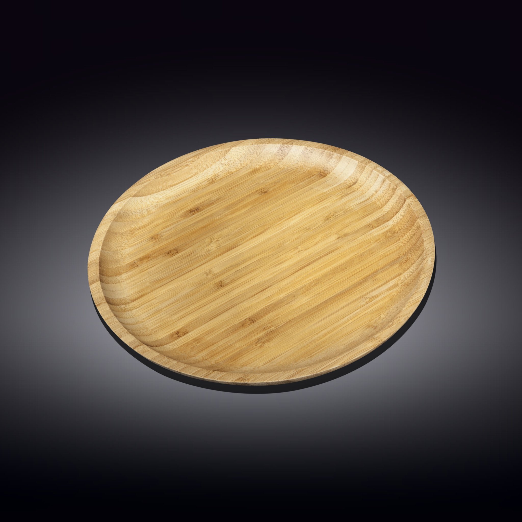 A stylish 10-inch round bamboo plate, perfect for serving pizza, barbecue, and steak, showcasing its natural texture and eco-friendly design.