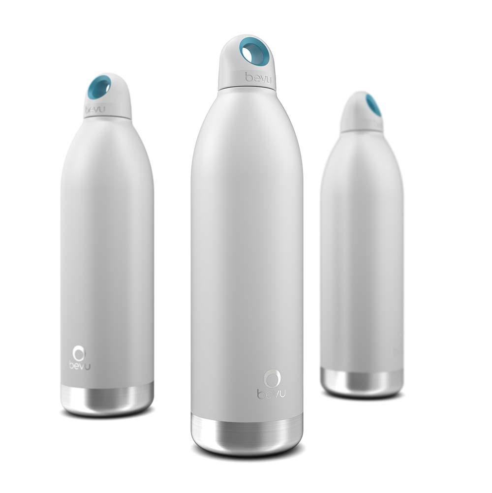 Bevu® DUO Insulated Bottle in White, 750ml, showcasing its sleek design and double vacuum insulation features.