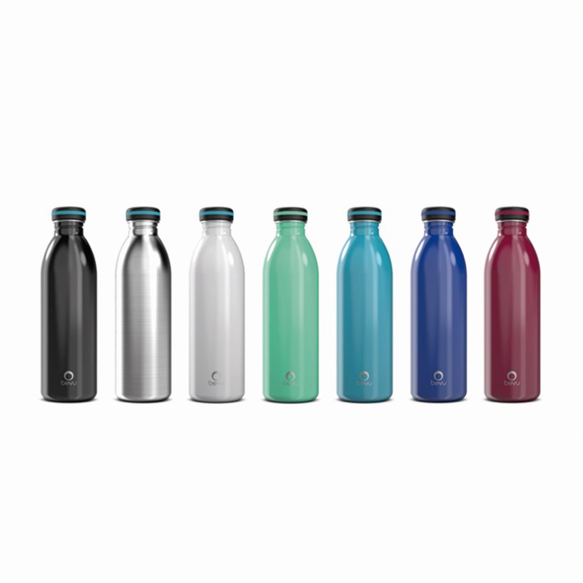 Bevu® ONE Single Wall Black 750ml stainless steel bottle with a sleek design, perfect for hydration on the go.