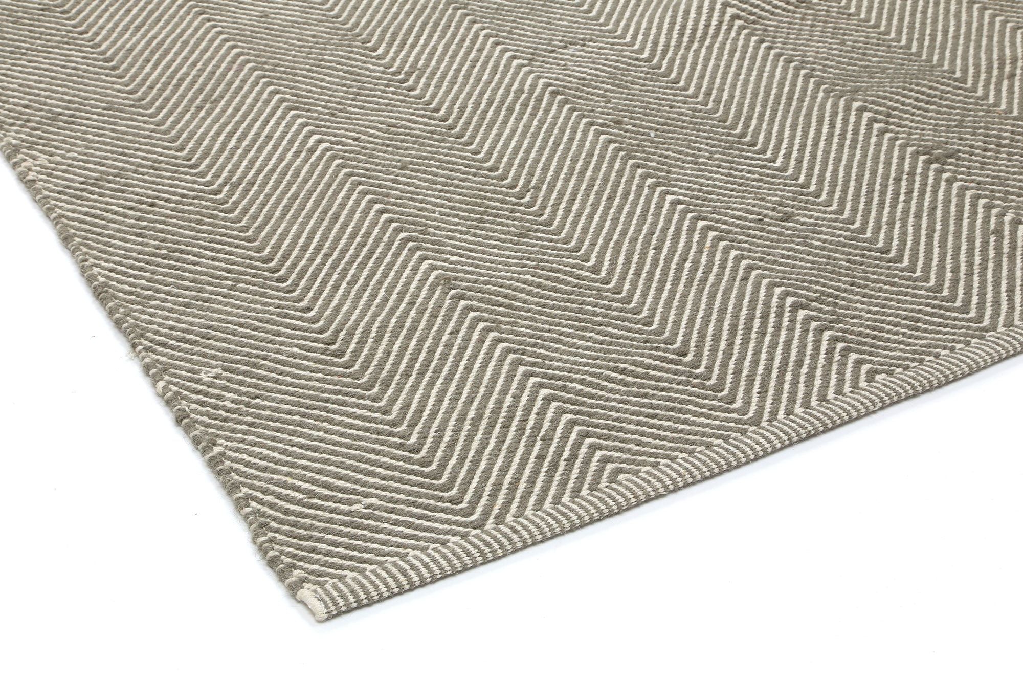 Bondi Chevron Grey Rug measuring 200x290 cm, featuring a stylish chevron pattern in a soft wool and cotton blend.