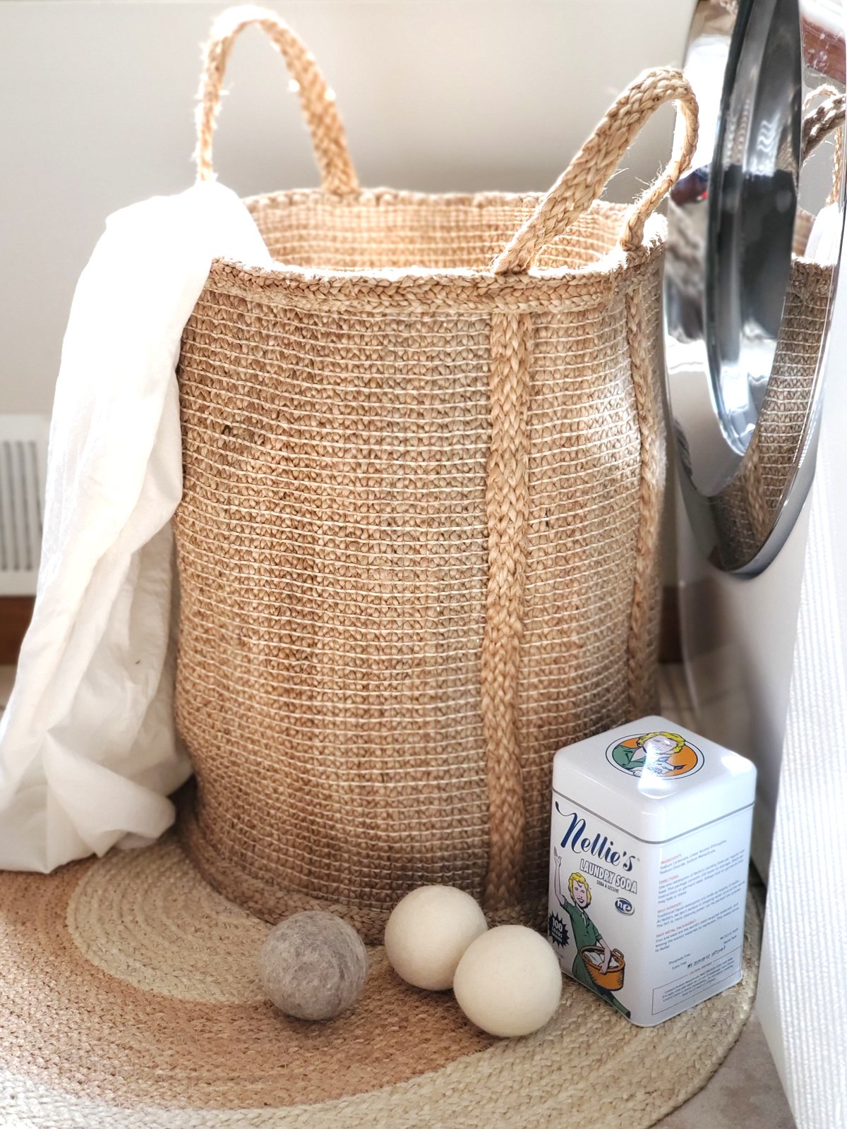 Bono Hamper in natural color, made from braided jute, showcasing its spacious design and unique handcrafted details.