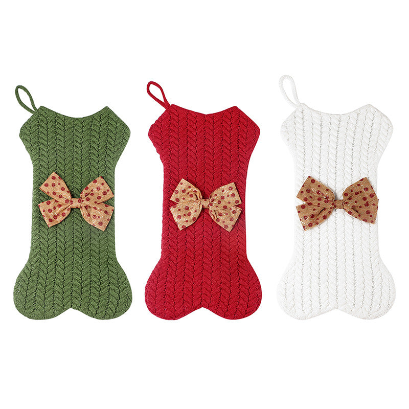 A beautifully crafted Christmas Decorations Knitting Wool Hanging Gift Bag made from non-woven wool, featuring a festive design perfect for holiday gifting.