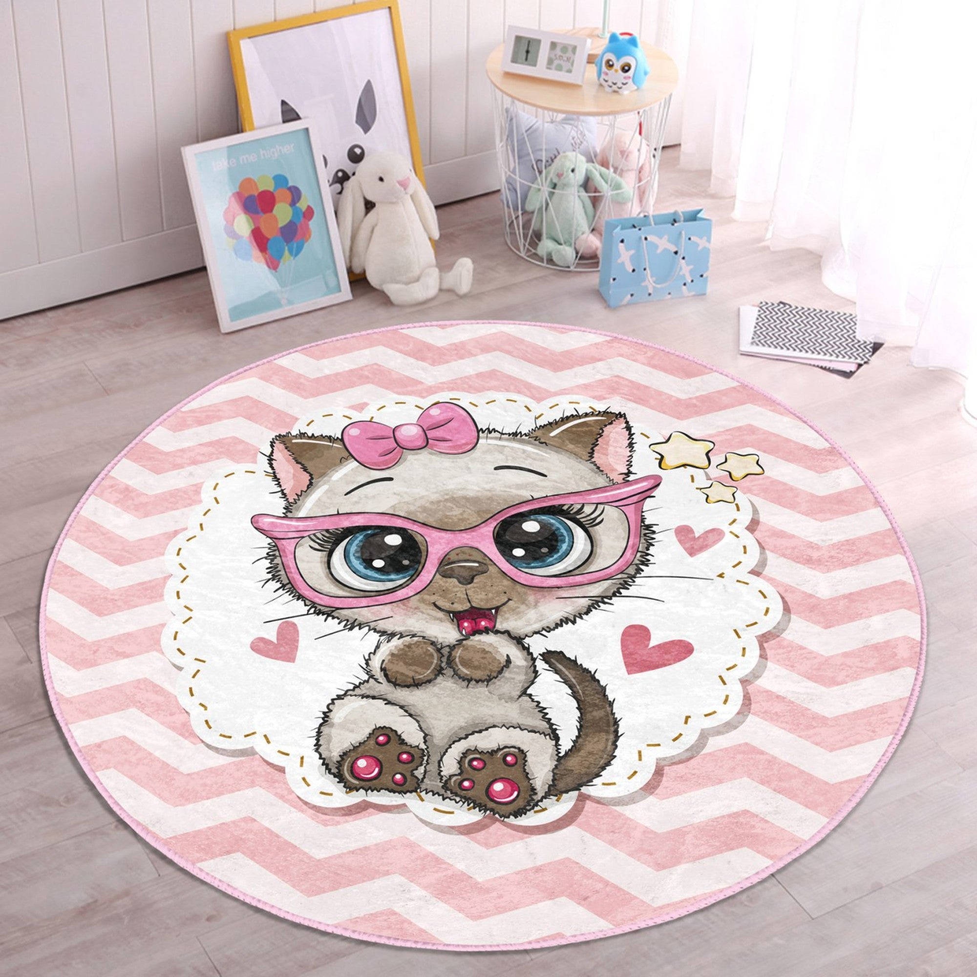 Cute Cat Pattern Pink Round Rug designed for girls' rooms, featuring a soft texture and playful cat design.