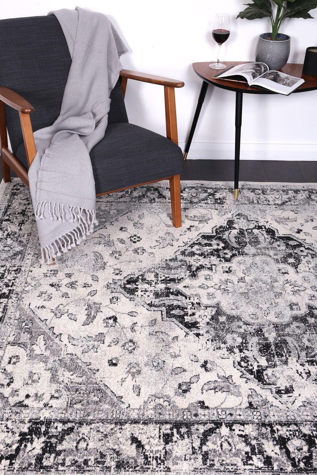 Delicate Grey Traditional Rug measuring 160x230 cm with a chic medallion pattern and distressed design, perfect for enhancing home decor.