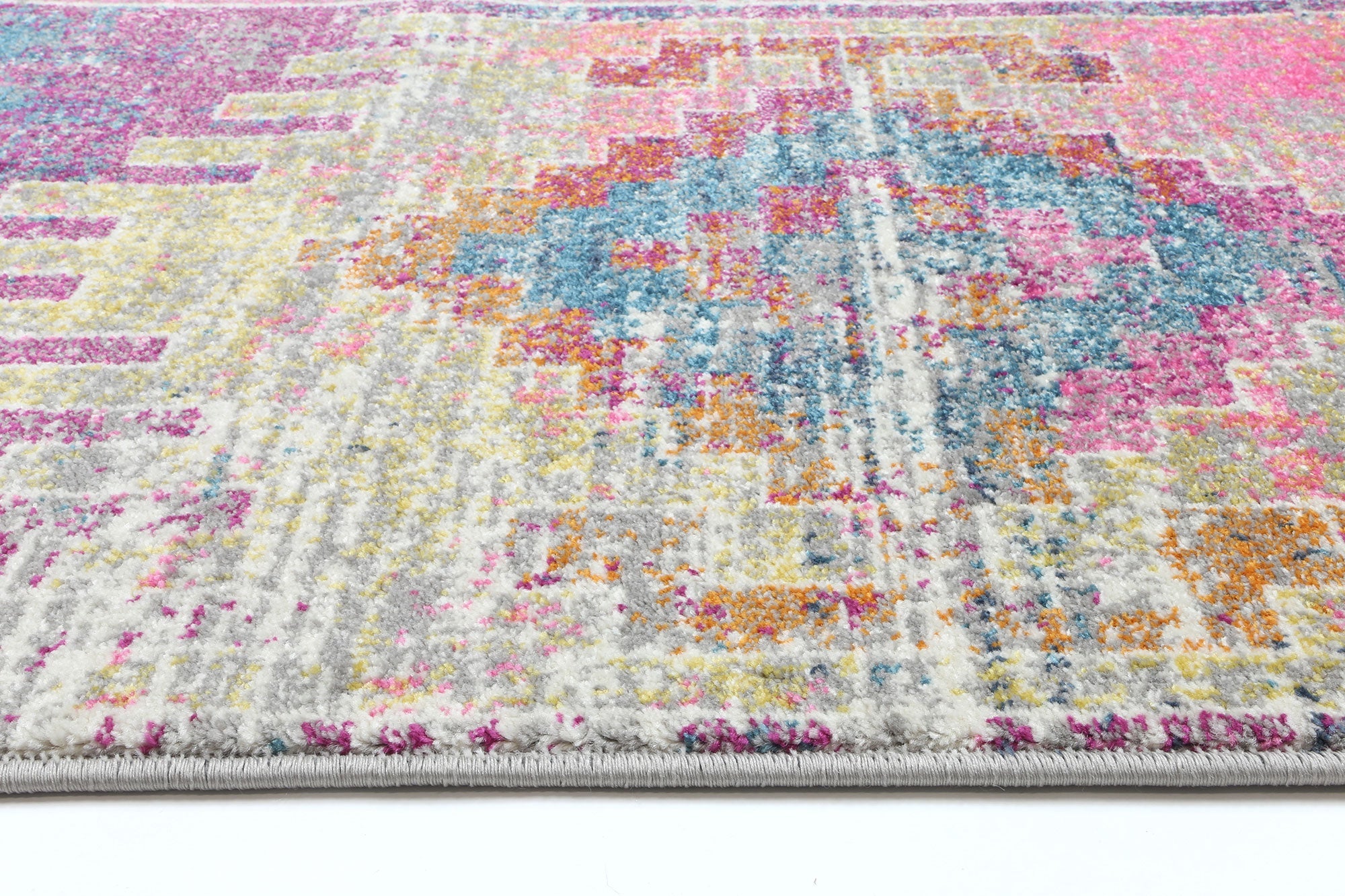 Delicate Multi Pastel Modern Rug 240x330 cm with a chic medallion pattern in soft pastel colors, perfect for enhancing home decor.