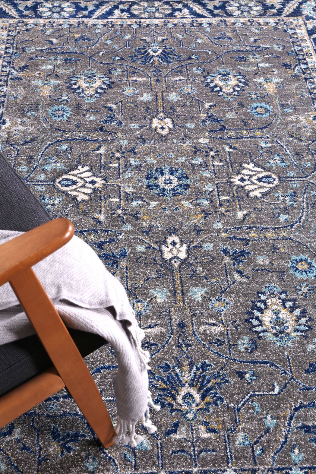 Delicate Navy Blue Oriental Rug with chic medallion pattern, measuring 160x230 cm, showcasing a distressed vintage design.