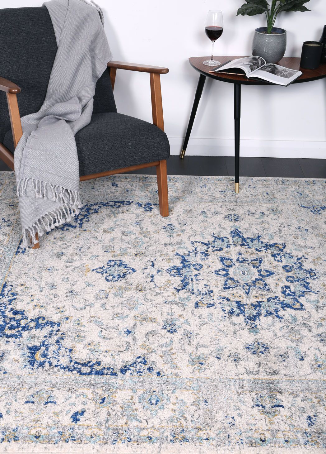 Delicate Navy Blue Traditional Rug measuring 160x230 cm with a chic medallion pattern and distressed design, perfect for enhancing home decor.