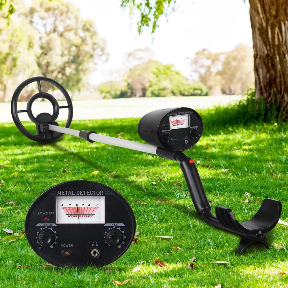 Deep Metal Detector in black color with adjustable length and waterproof search coil, ideal for treasure hunting.