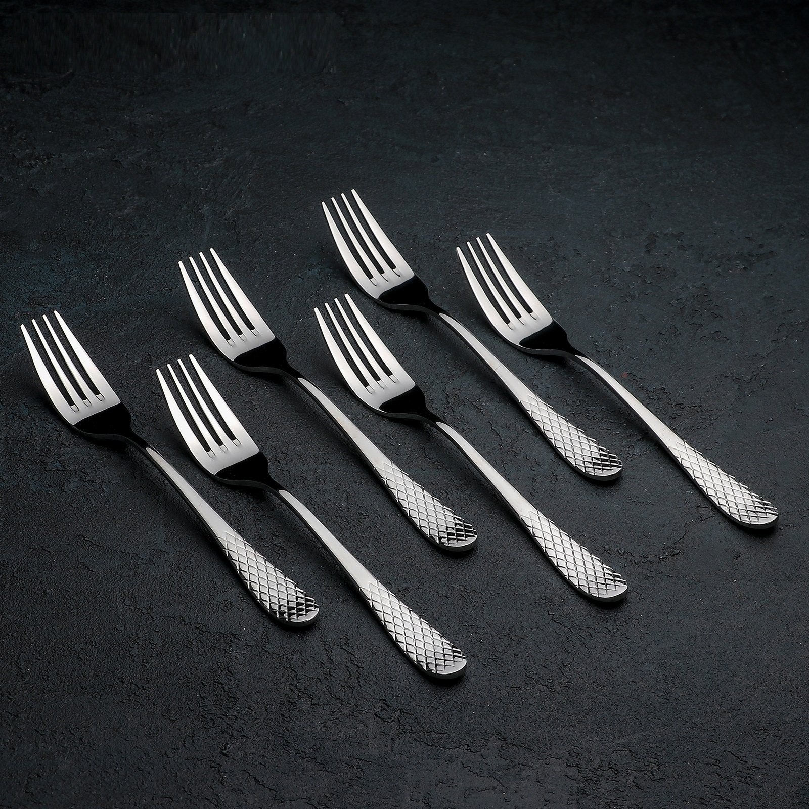 WILMAX Dinner Fork 8 inches in elegant design, showcasing high polish stainless steel finish.