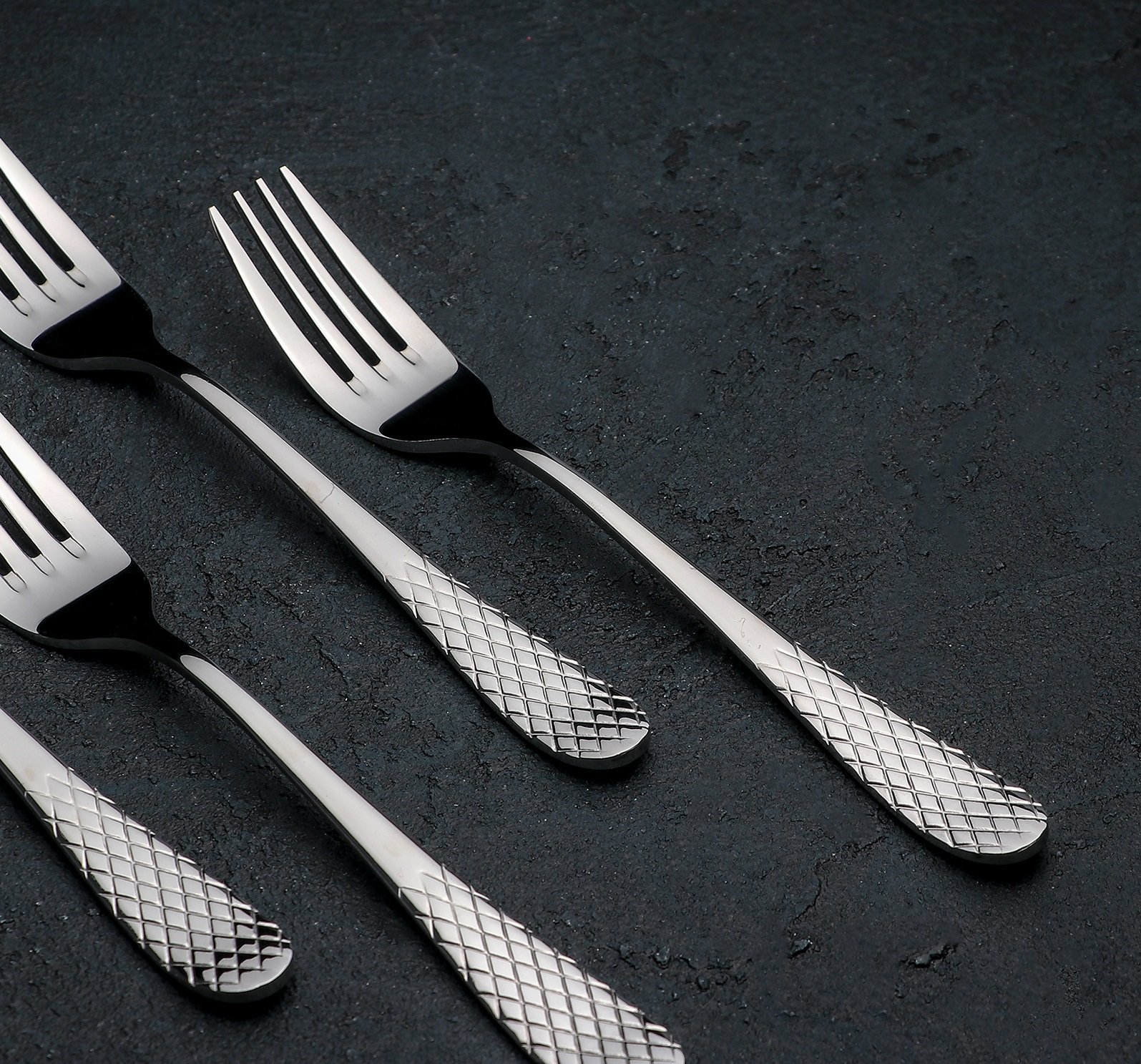 WILMAX Dinner Fork 8 inches in elegant design, showcasing high polish stainless steel finish.