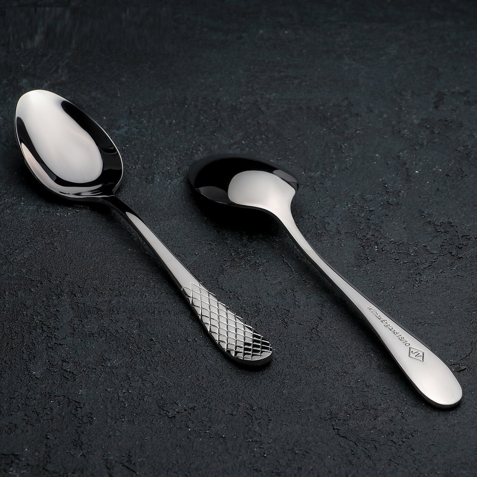 WILMAX 8-inch dinner spoon in elegant design, showcasing high-polish stainless steel finish and finely balanced handle.