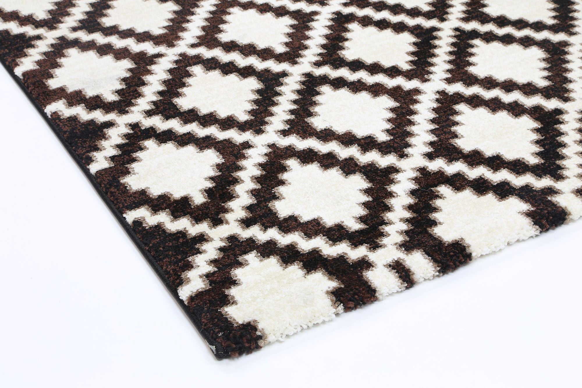 Dream Beige Diamond Pattern Rug measuring 200x290 cm with a soft-touch polypropylene material and geometric Moroccan-style design.